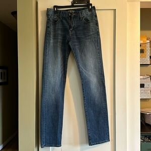 Light blue Lucky Brand jeans—size 30